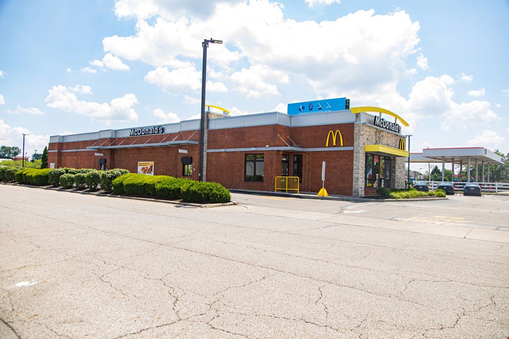 New Albany Square