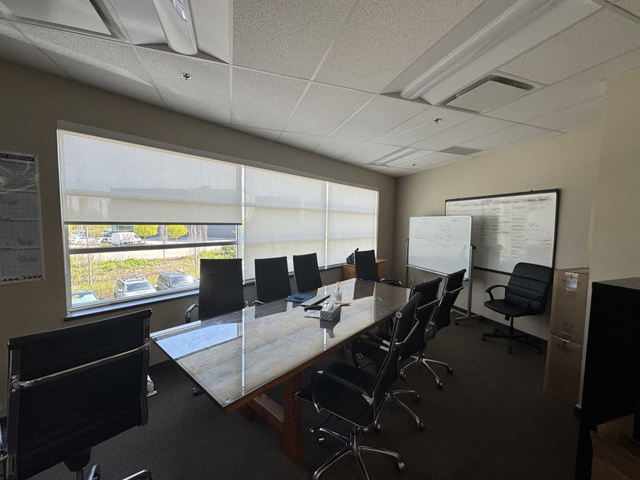 Unit 213 - 5108 North Fraser Way