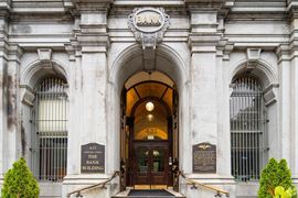 421 Chestnut Street