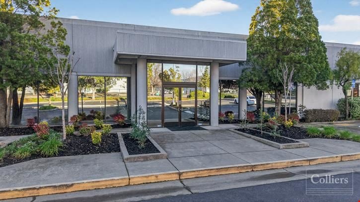 ±250,507 SF High-Cube Distribution Building | New Ownership