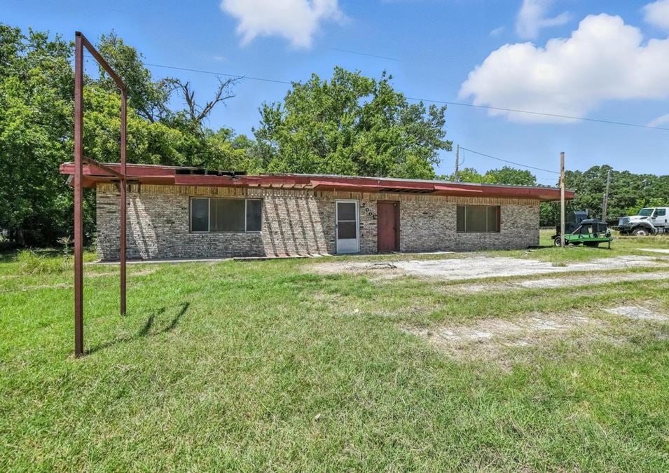 Retail for Sale in Bridgeport
