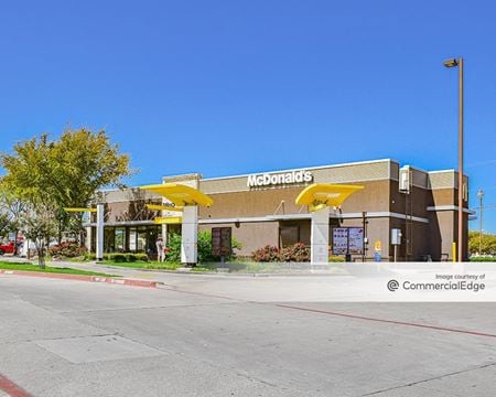 Retail space for Rent at 101 South Coit Road in Richardson