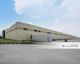 Everman Trade Center - Building A