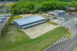 Versatile B5-Zoned Commercial Warehouse on Hwy 441