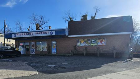 Retail space for Sale at 519 Riverside Dr in Salisbury