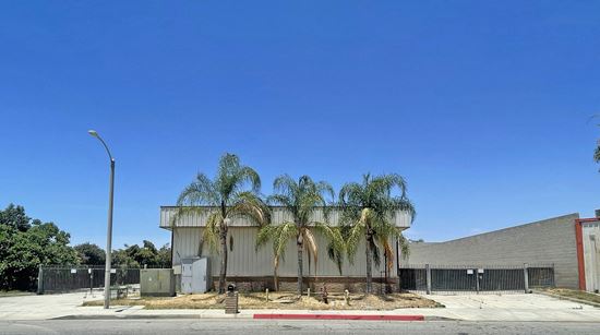 590 S. Grand Ave.