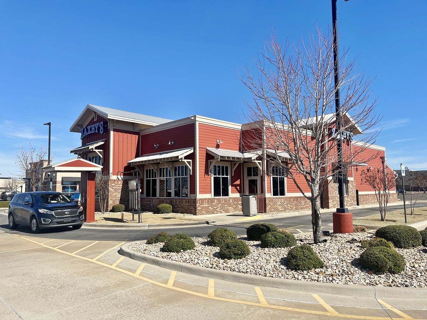 2720 S. I-35 Service Road