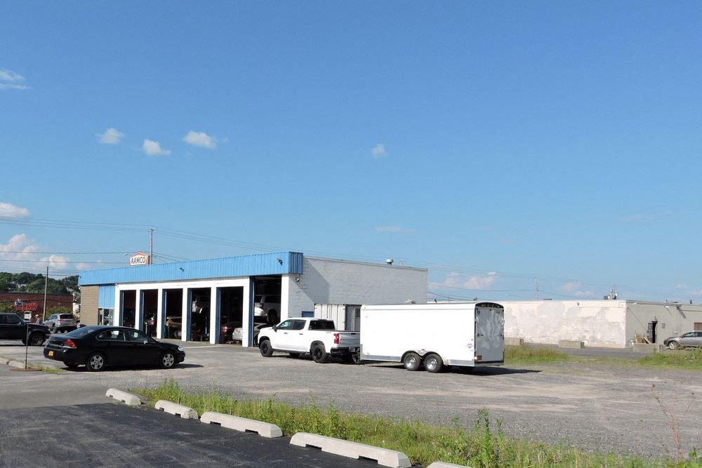 4,000 SF Retail Building on .89 Acres