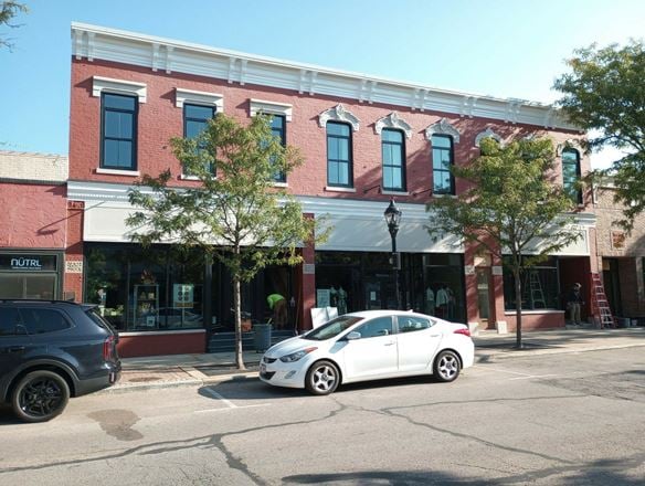 Jefferson Place Downtown Naperville