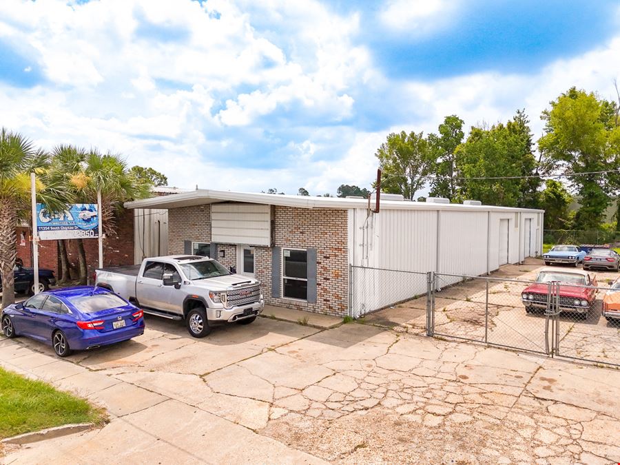 Leased 2-Building Industrial Opportunity on S Choctaw Dr