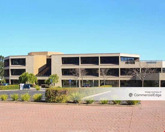 Marina Office Plaza