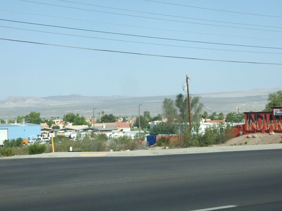 Highway 95 Corner Lot