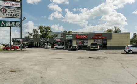 Retail space for Rent at 10008 Gulf Freeway in Houston