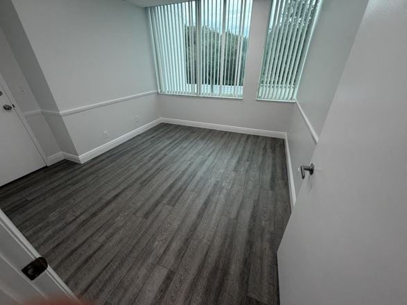 1743 SF Suite 203 D Professional and Medical Office Space