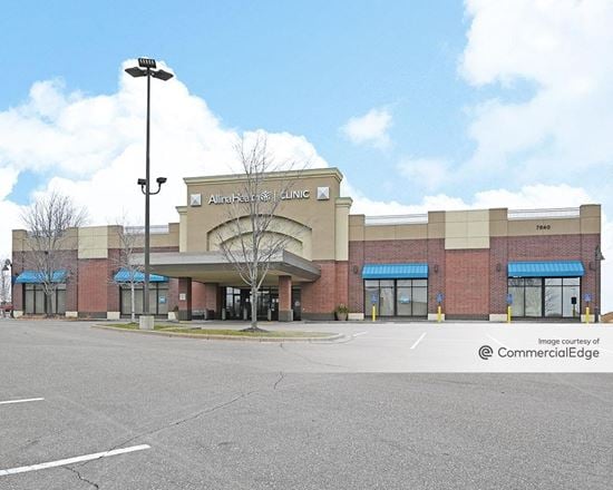 Arbor Lakes Retail Center