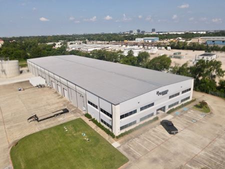 Commercial space for Rent at 14155 West Hardy Road in Houston