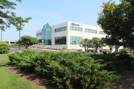 Photo of commercial space at 4355 Weaver Parkway in Warrenville