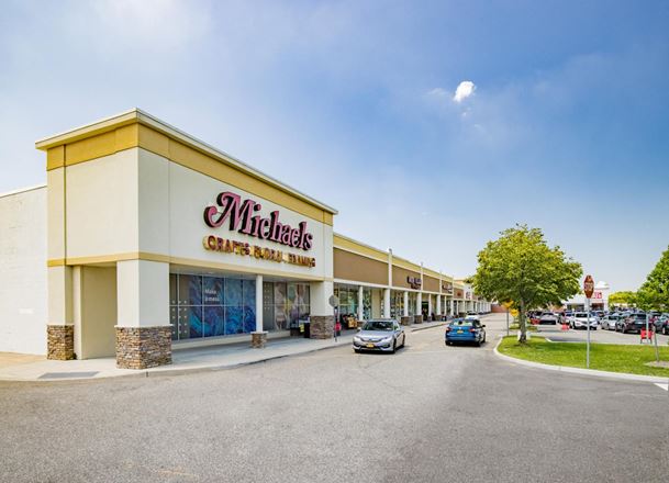 Commack Shopping Center