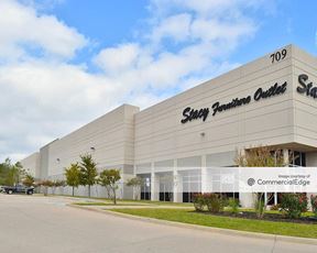Lakeside Trade Center - Bldg 2