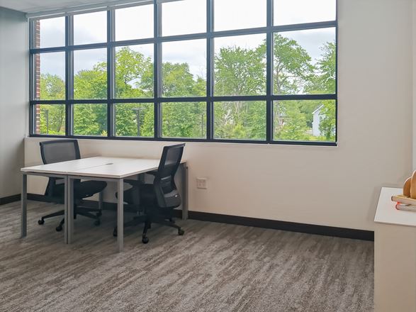Regus - Marlboro - RT 520