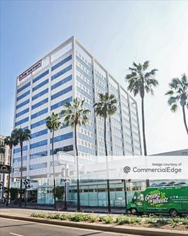 7060 Hollywood