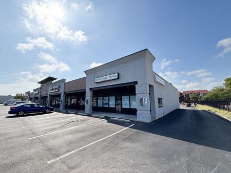 Photo of commercial space at 634 East Battlefield Road in Springfield