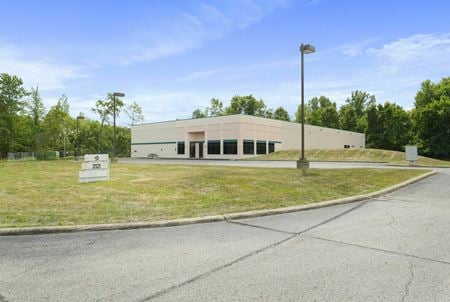 Photo of commercial space at 2121 Citygate Dr in Columbus