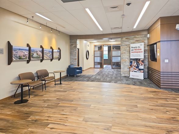 Regus - Eau Claire - Oakwood Mall Dr