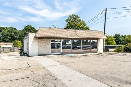 Commercial space for Rent at  172 Versailles Road in Frankfort