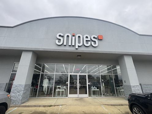 Single Tenant Retail Investment - Snipes Shoe Store - Batesville, MS