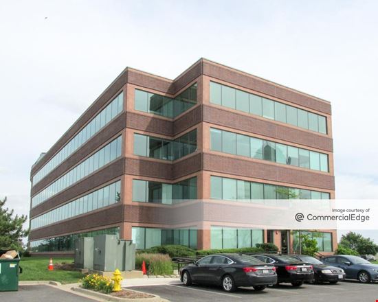 Hamilton Lakes Business Park - 333 Pierce Road