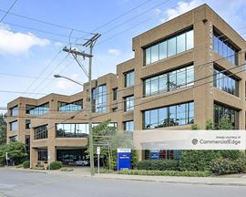 2201 Medical Plaza