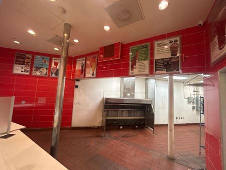 FC03     Space Photo Gallery 4