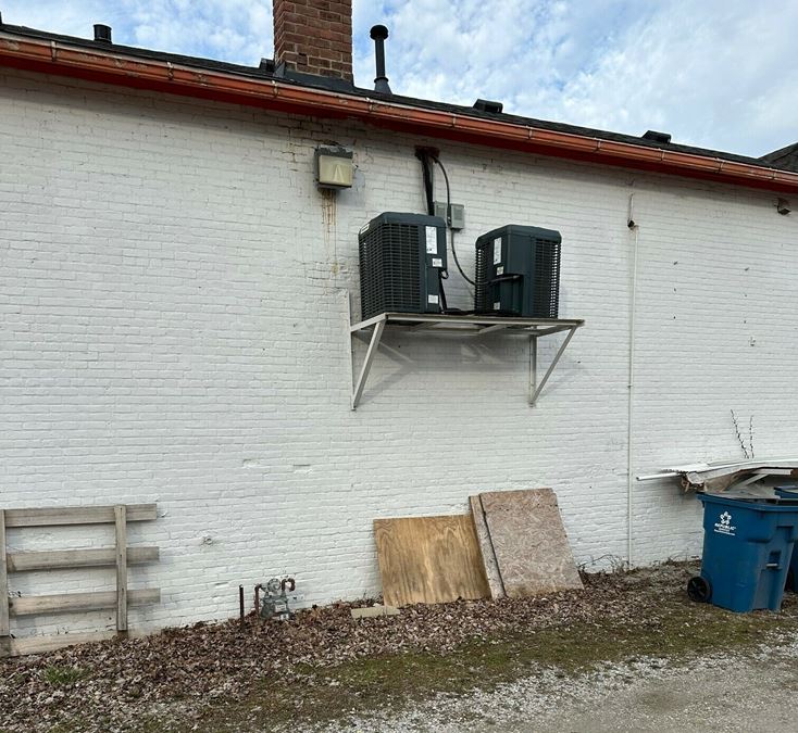 17624 SR 37 Harlan IN