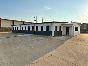 3,628 SF Restaurant Building For Lease