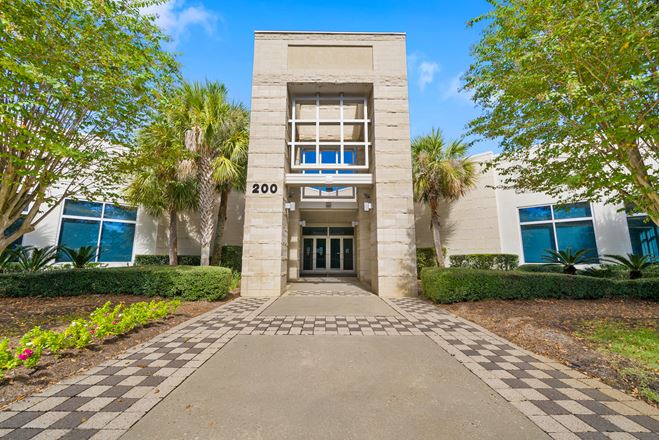 67,415 +/- SF | 8 + Acres | Panama City Beach