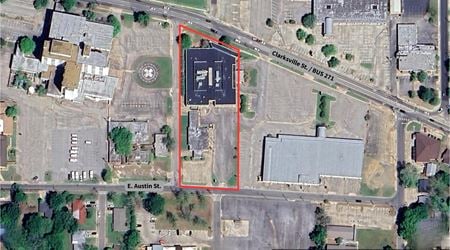 Office space for Sale at 1000 Clarksville St in Paris