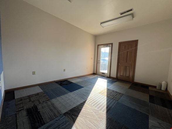 Kemper Meadows Office Suites