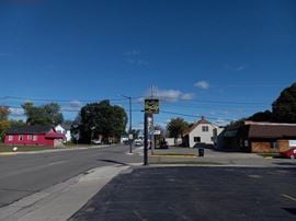 230 E Green Bay St