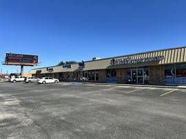 Frenchman's Creek Shopping Center