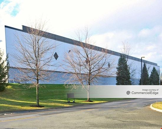 Liberty Business Center - 8150 Industrial Blvd