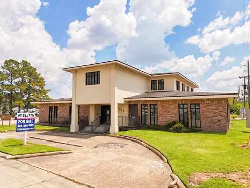 Two-Story Office Building Just Off Airline Hwy