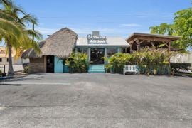 6950 Overseas Hwy