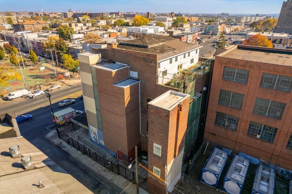 152 W Lehigh Ave
