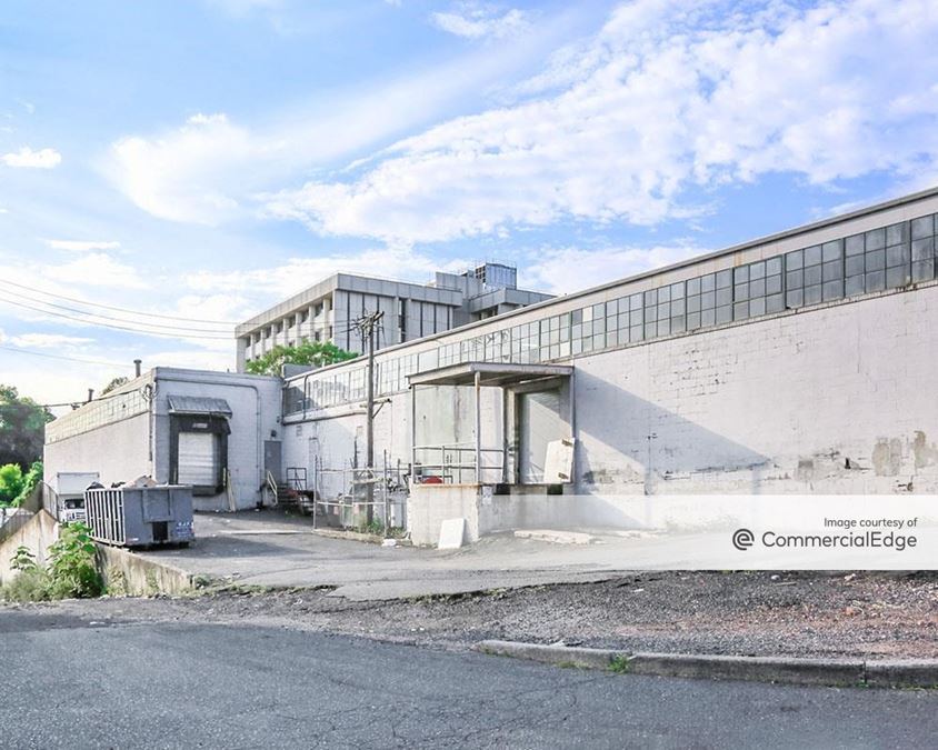 100 Delawanna Avenue Clifton Nj 07014 www.propertyshark.com