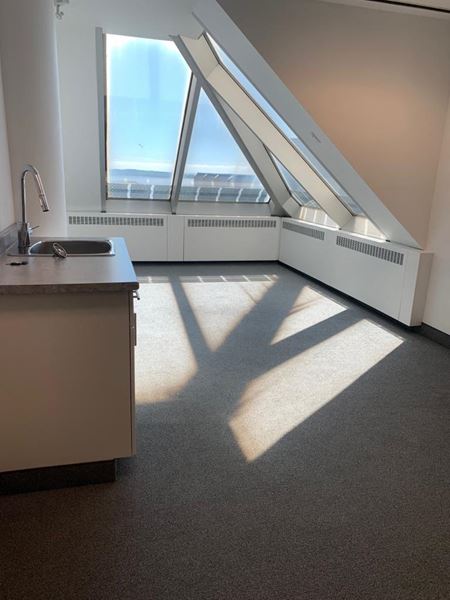 1903     Galerie de photos de l'espace 4