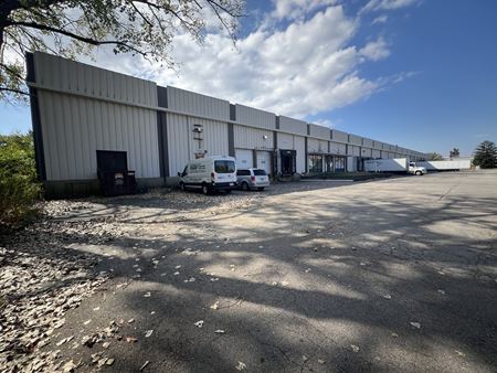 Industrial space for Rent at 1506 West Detweiller Drive in Peoria