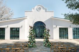 Elegant Hill Country Wedding & Event Center – 14,321 SF on 39 Acres
