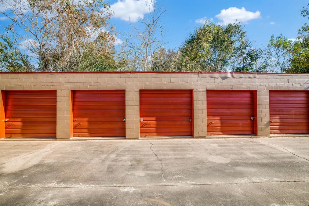 FIRST CHOICE STORAGE