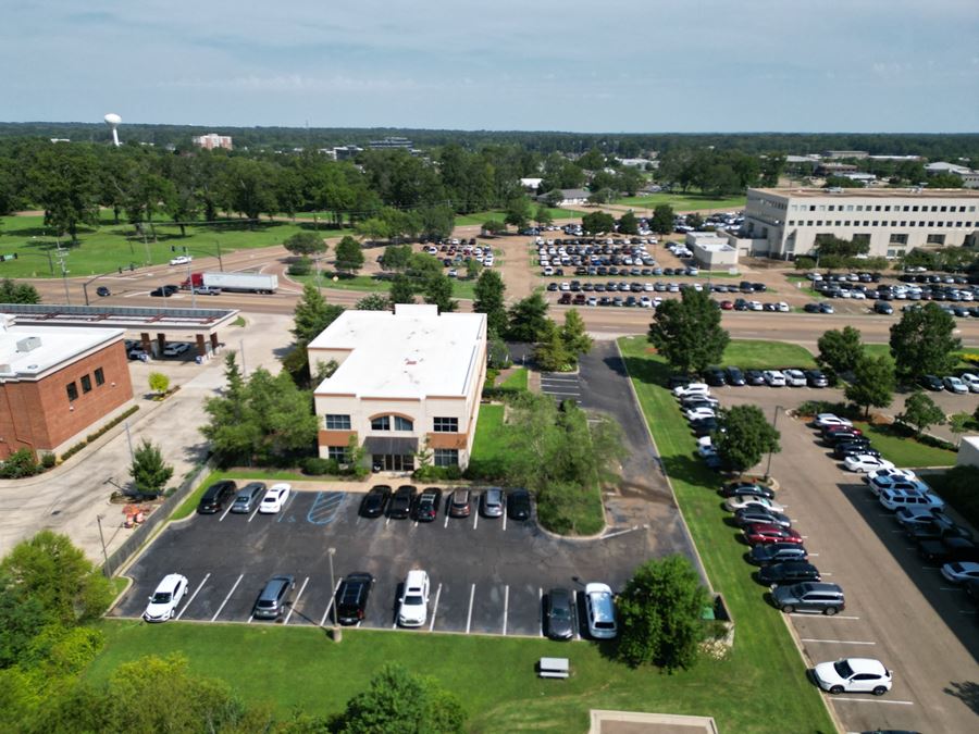 2540 Flowood Dr